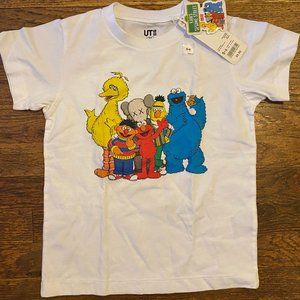 Uniqlo Kaw X Sesame Street, BNWT White Tee, 5/6